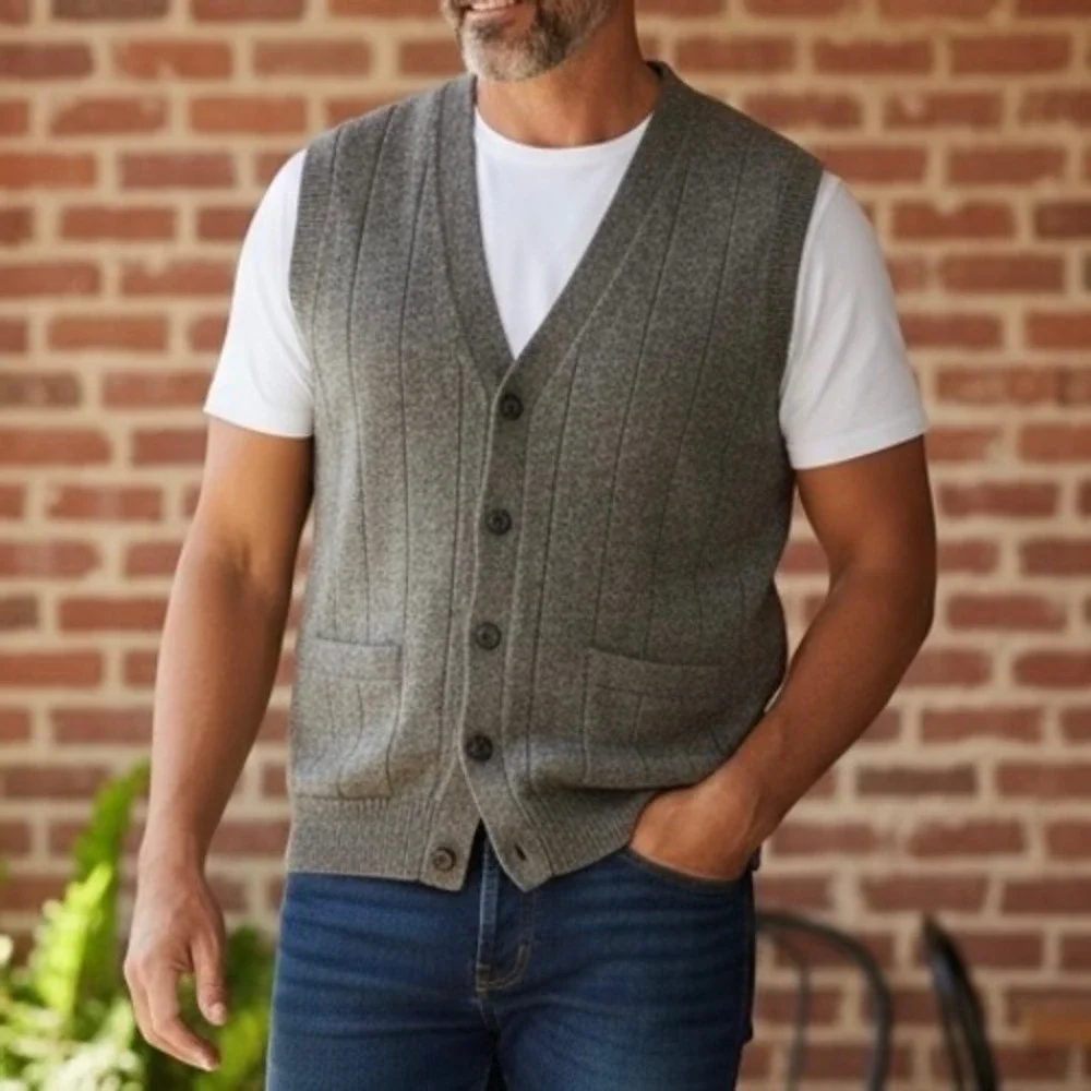 VintageJantzen Sport Men's Grey 100% Wool V-Neck Button Front Vest Sweater M EUC